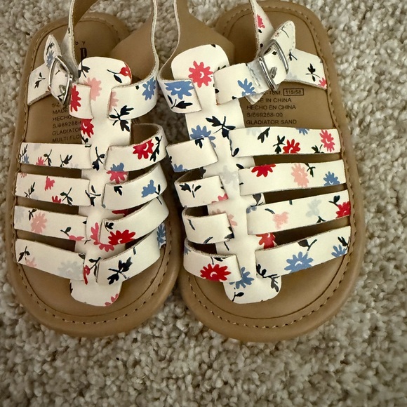Floral Baby Girl Sandals - Picture 1 of 3
